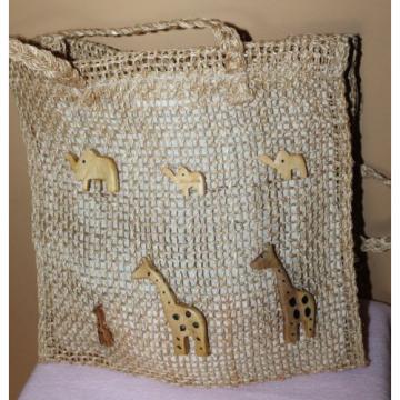 Woven Straw Tote Lined Wooden Elephants Giraffes Braided Straps Beach Bag A2