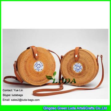 LDTT-032 round shape rattan shoulder bag blue and white porcelain decorated straw rattan handbags