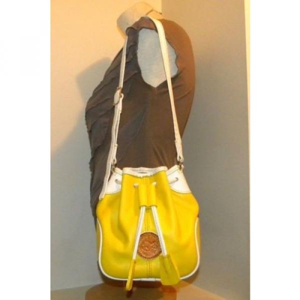 Pretty! DIAMOND &amp; RENEE LEATHERCRAFT Yellow/White Summer Fish Beach Bucket bag #1 image